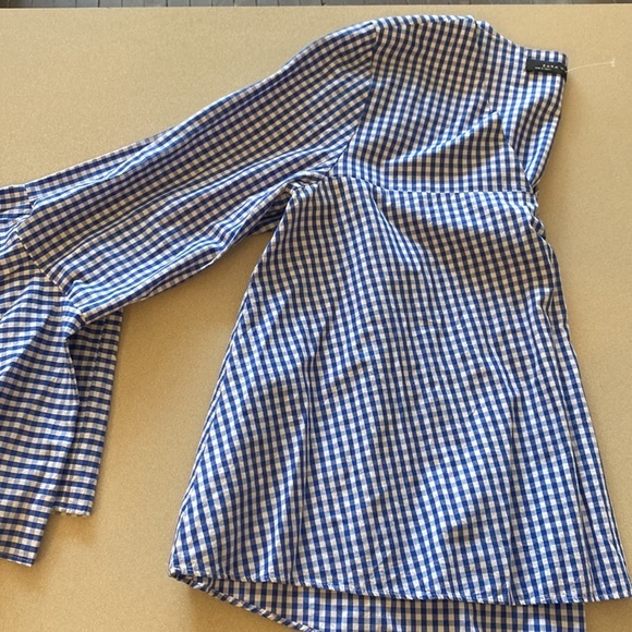 Zara blue and white cotton gingham flare sleeve top - Picture 5 of 5